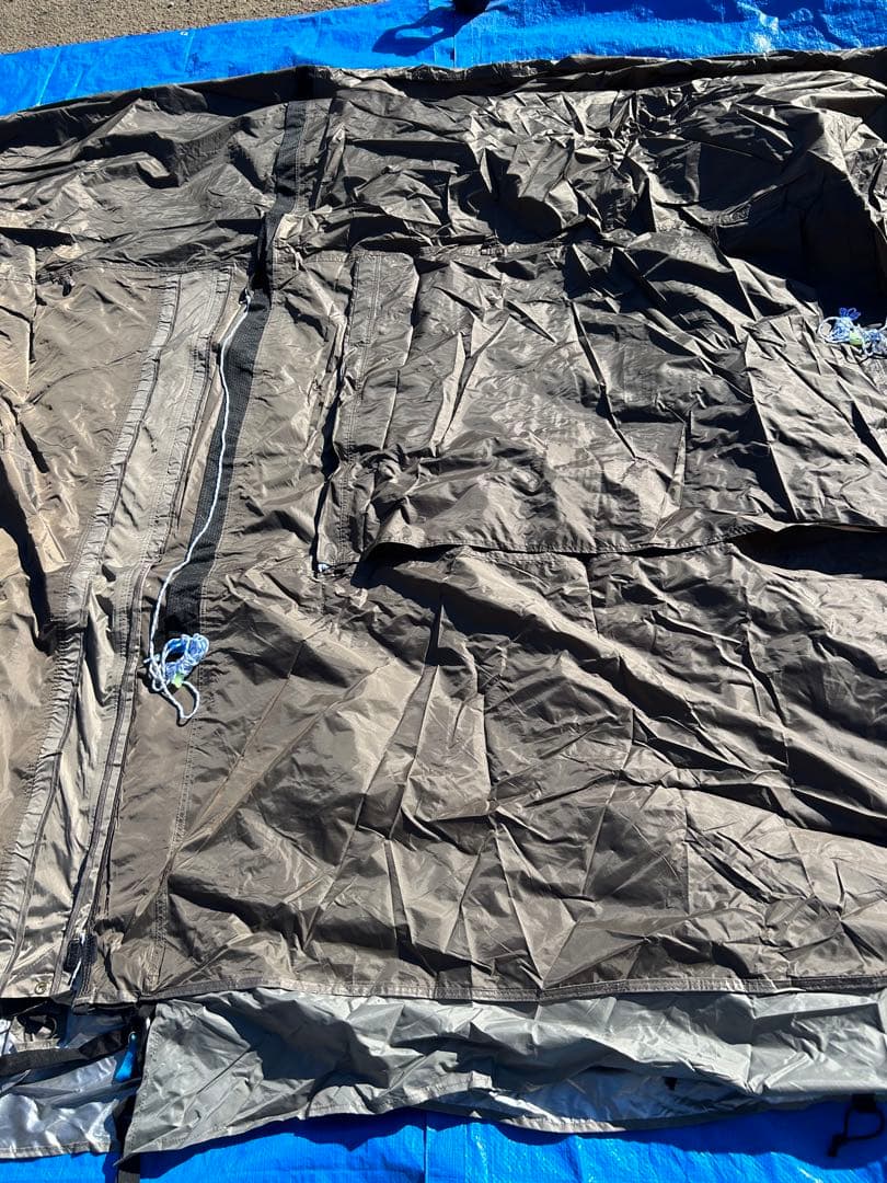 【美品】ホールアース ハーフクーヘンSC 3〜４人用