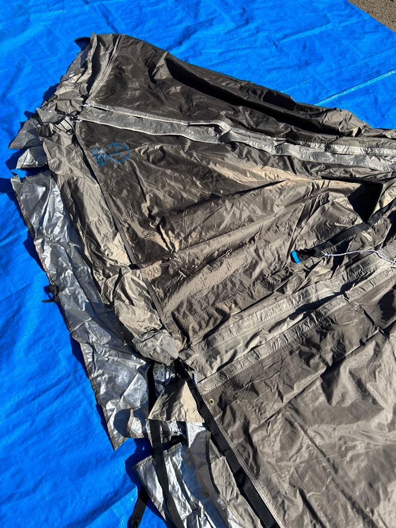 【美品】ホールアース ハーフクーヘンSC 3〜４人用