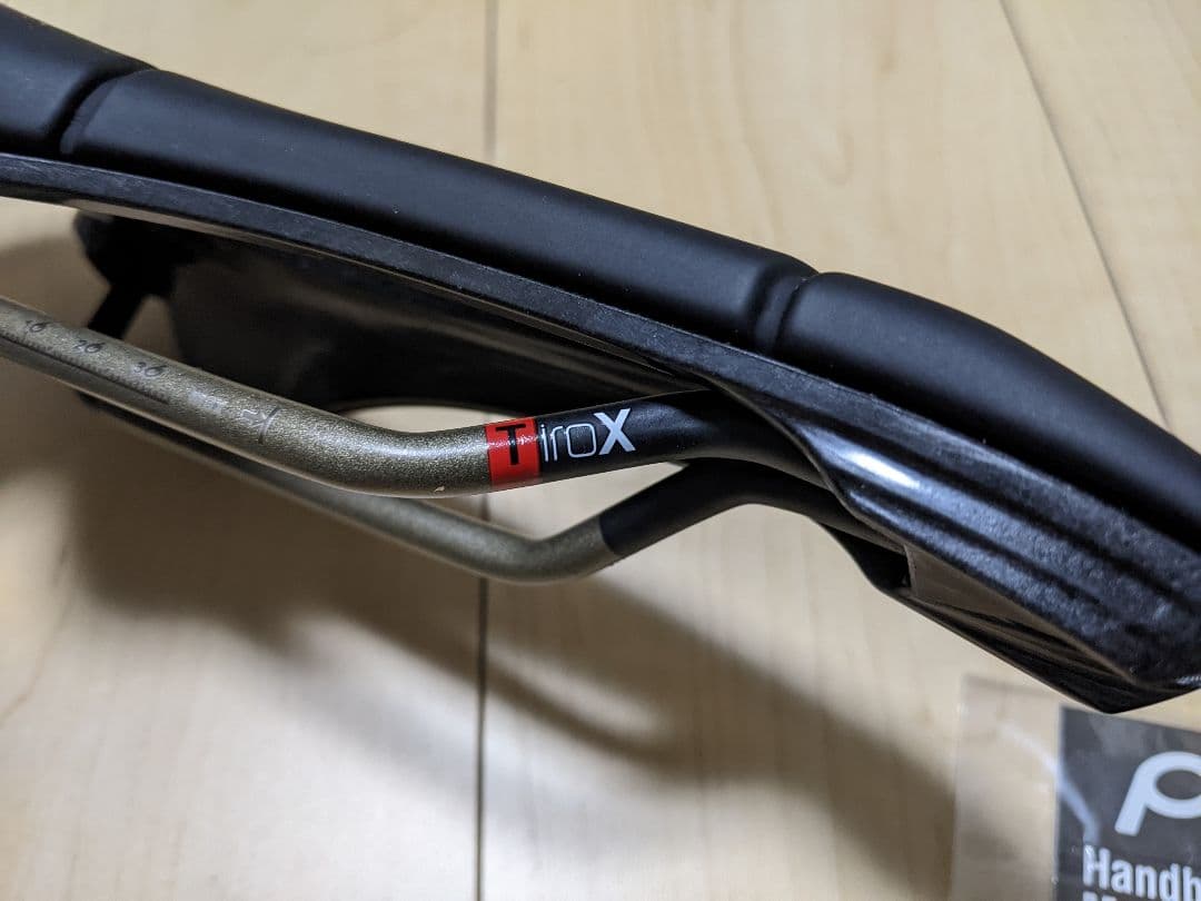 prologo プロロゴ SCRATCH M5 PAS TIROX