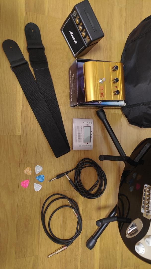 Mavis エレキギター (9点セット)