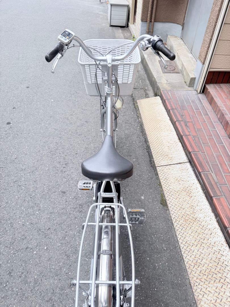 大阪府　パナソニック　シルバー 電動アシスト自転車 前バスケット付き