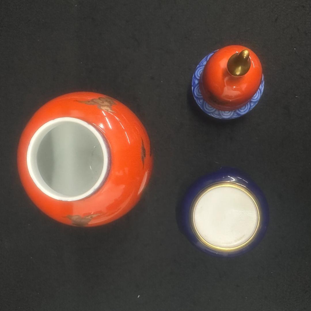 深川製磁 フカガワセイジ 飾壺 染錦手波鶴紋