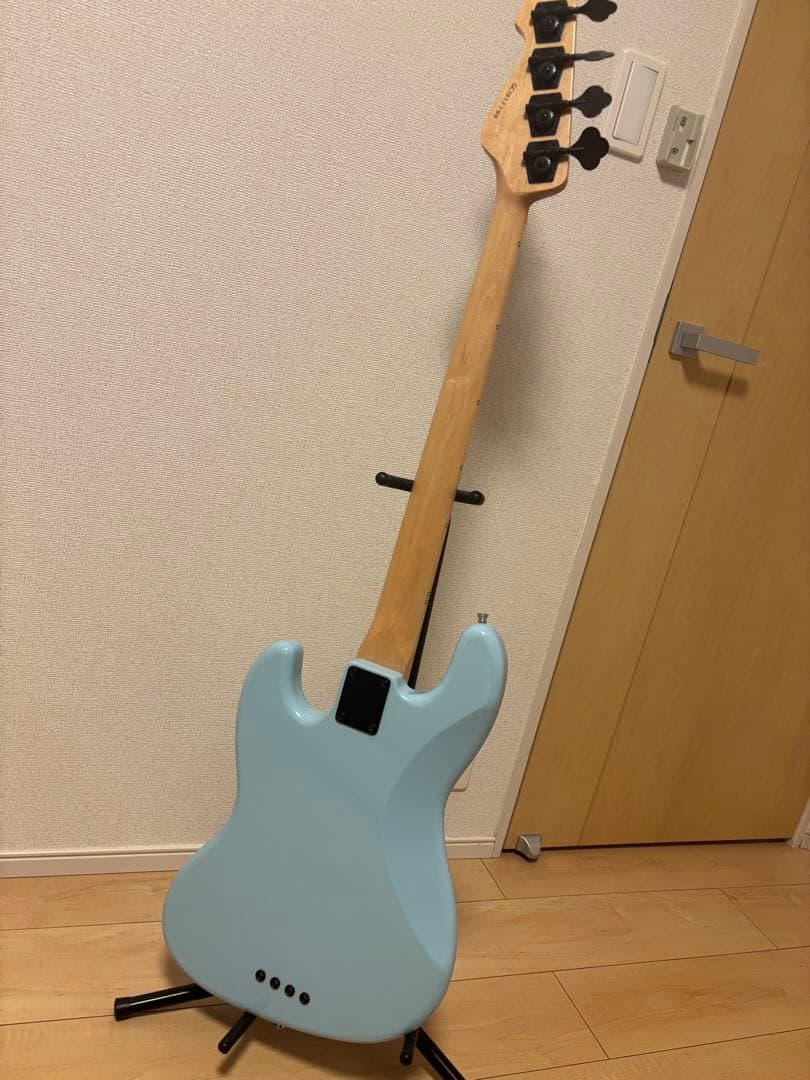 ジャズベース　grass roots フォーリミ　GEN エレキベース