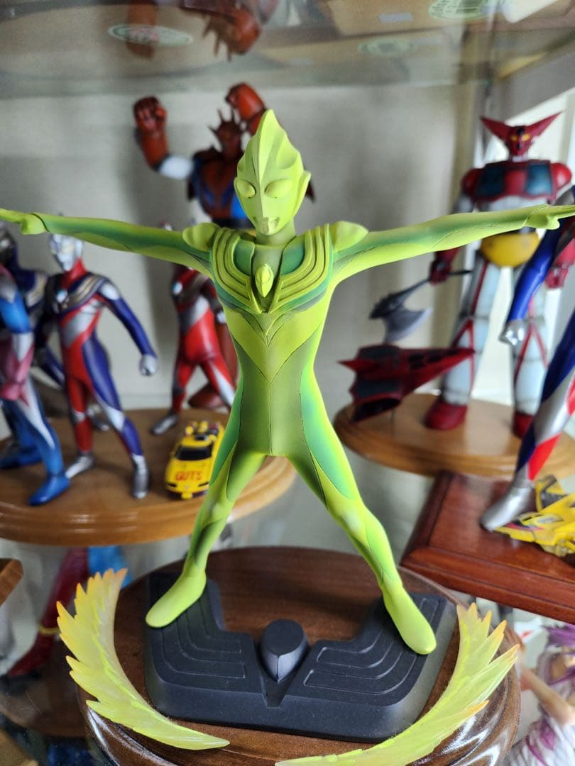 秘蔵コレクション！　ワンフェス限定グリッターティガ　レジン22cm 世界にひとつ