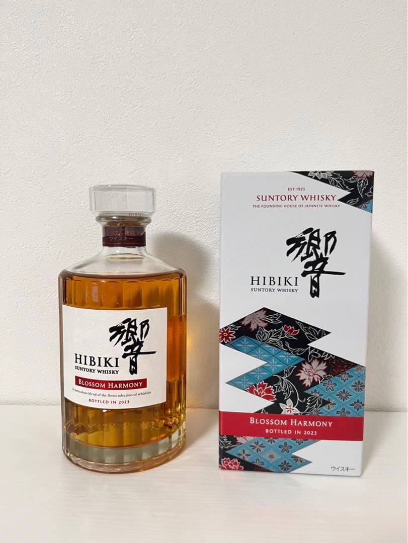 ウイスキー HIBIKI BLOSSOM HARMONY 700ml