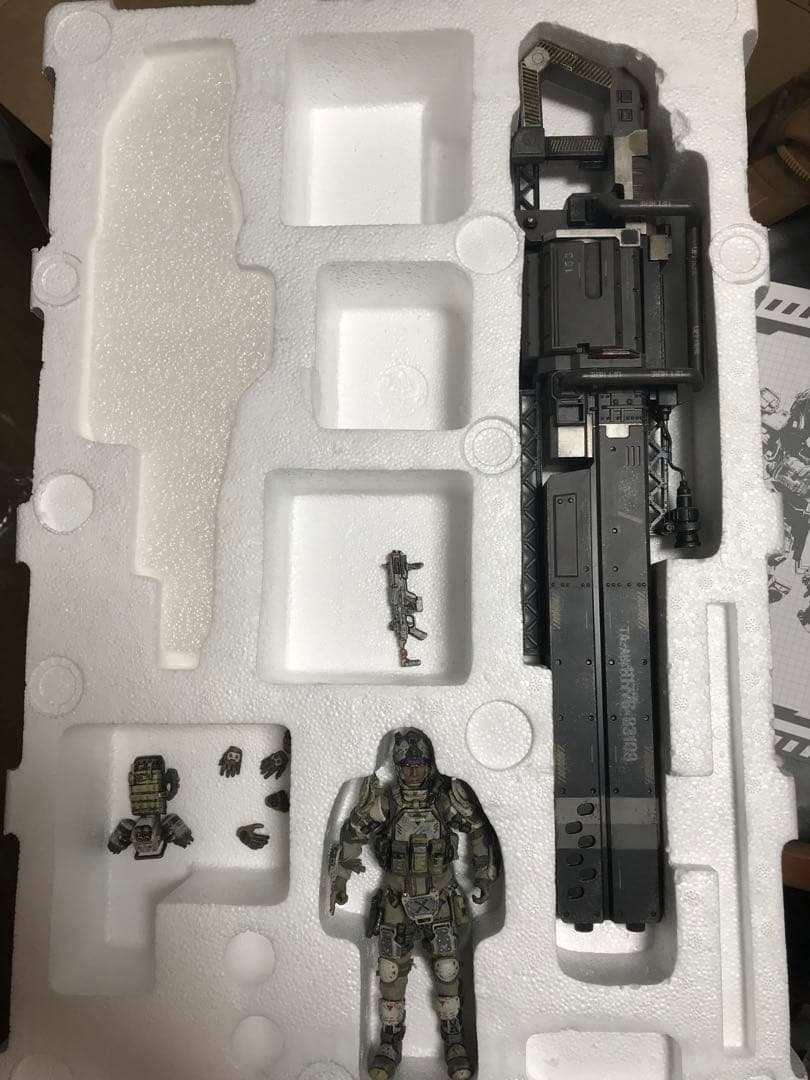 TITANFALL IMC STRYDER 1/12可動フィギュア　スリーゼロ
