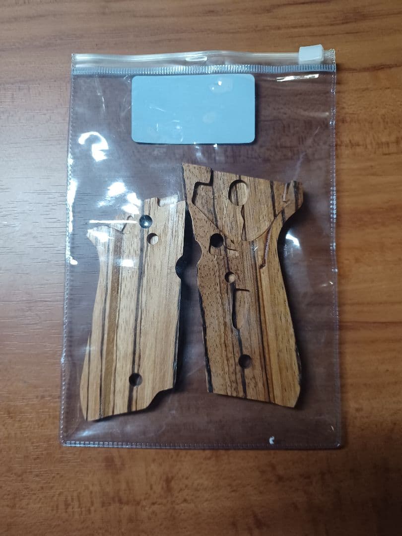 Robin hood KSC M93R-Ⅱ システム7用木製グリップ ベレッタ