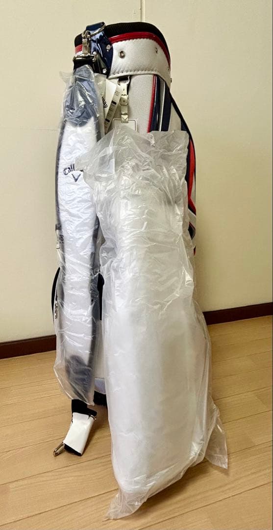 【みゆ】新品未使用Callawayゴルフキャディバッグ白青赤9型2.9kg