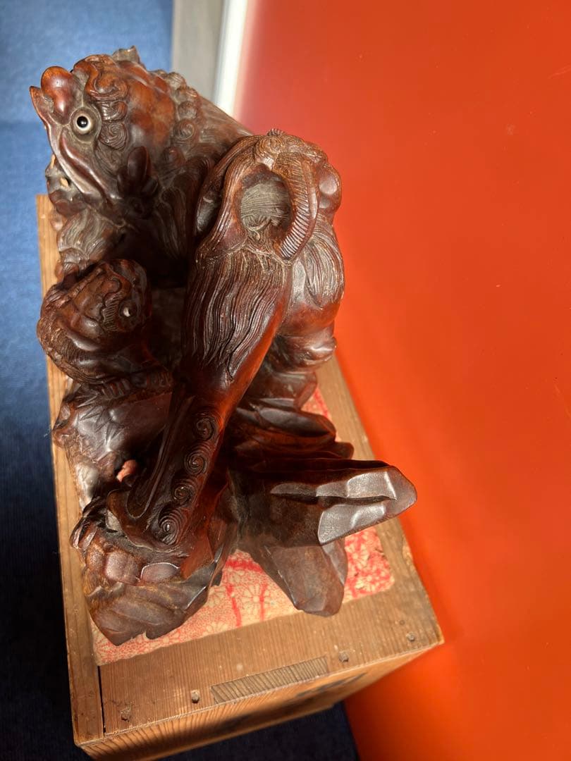 1231  木彫り　獅子　置物　時代物
