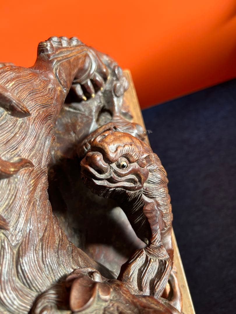 1231  木彫り　獅子　置物　時代物