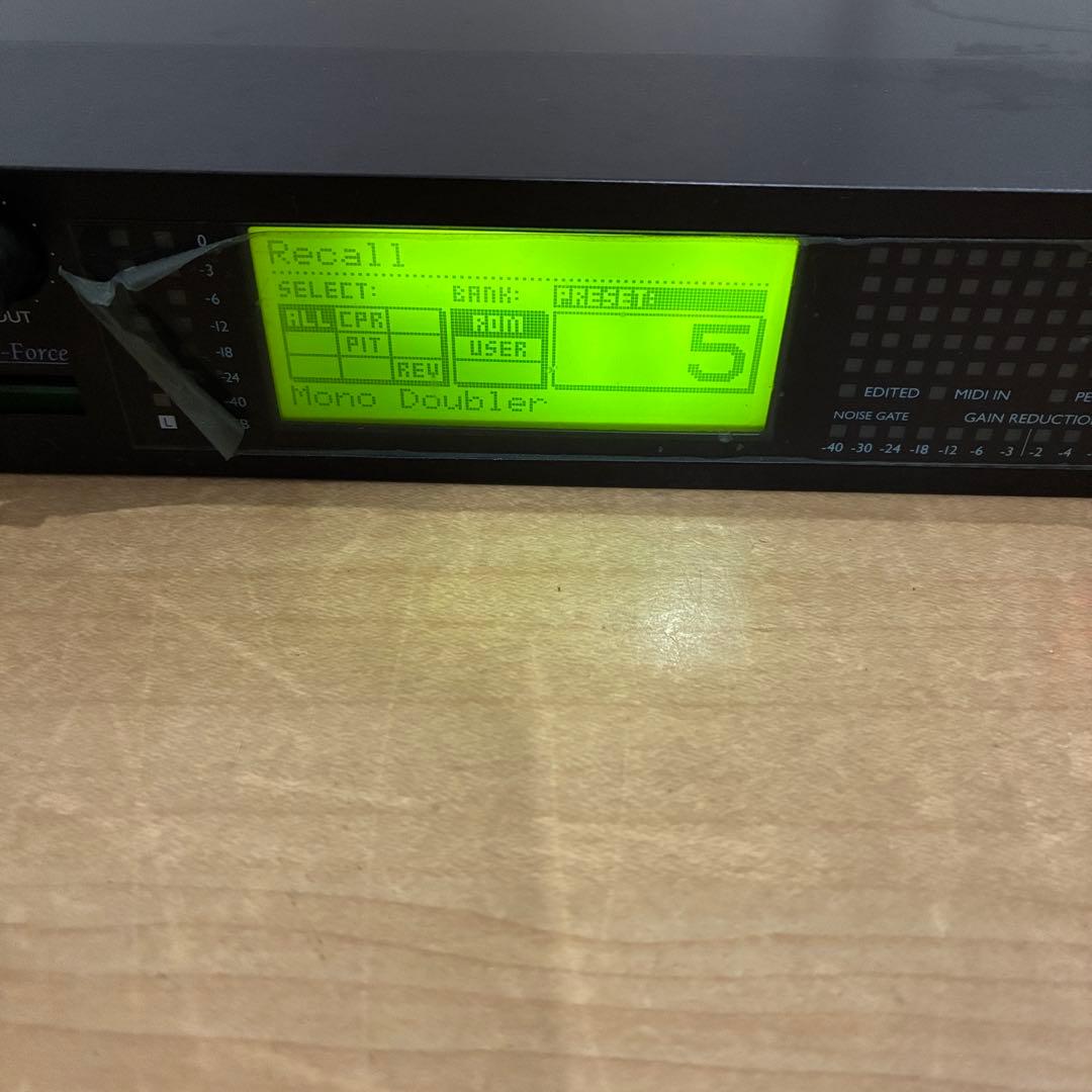 希少t.c.electronic G-Force V003マルチエフェクター