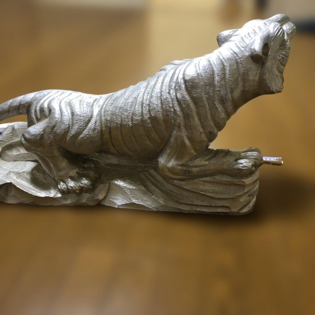 木製虎彫刻 約60cm