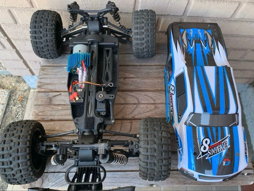 DEERC 9200E モンスタートラック タミヤCVAオイルダンパー装着済