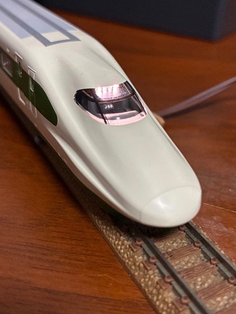 E2系東北新幹線200系カラー　10両　tomix ライト点灯動力動作確認済