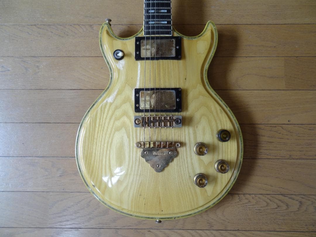 ヴィンテージ・エレキギター　Ibanez Artist