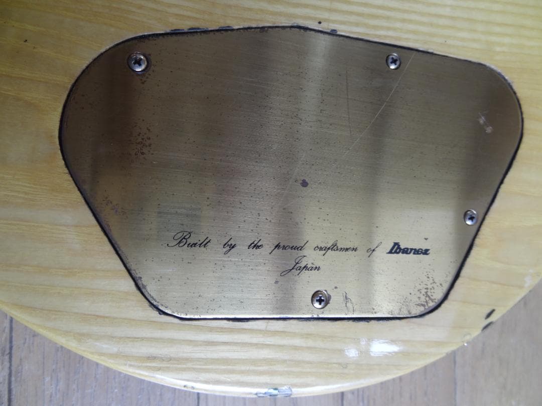 ヴィンテージ・エレキギター　Ibanez Artist