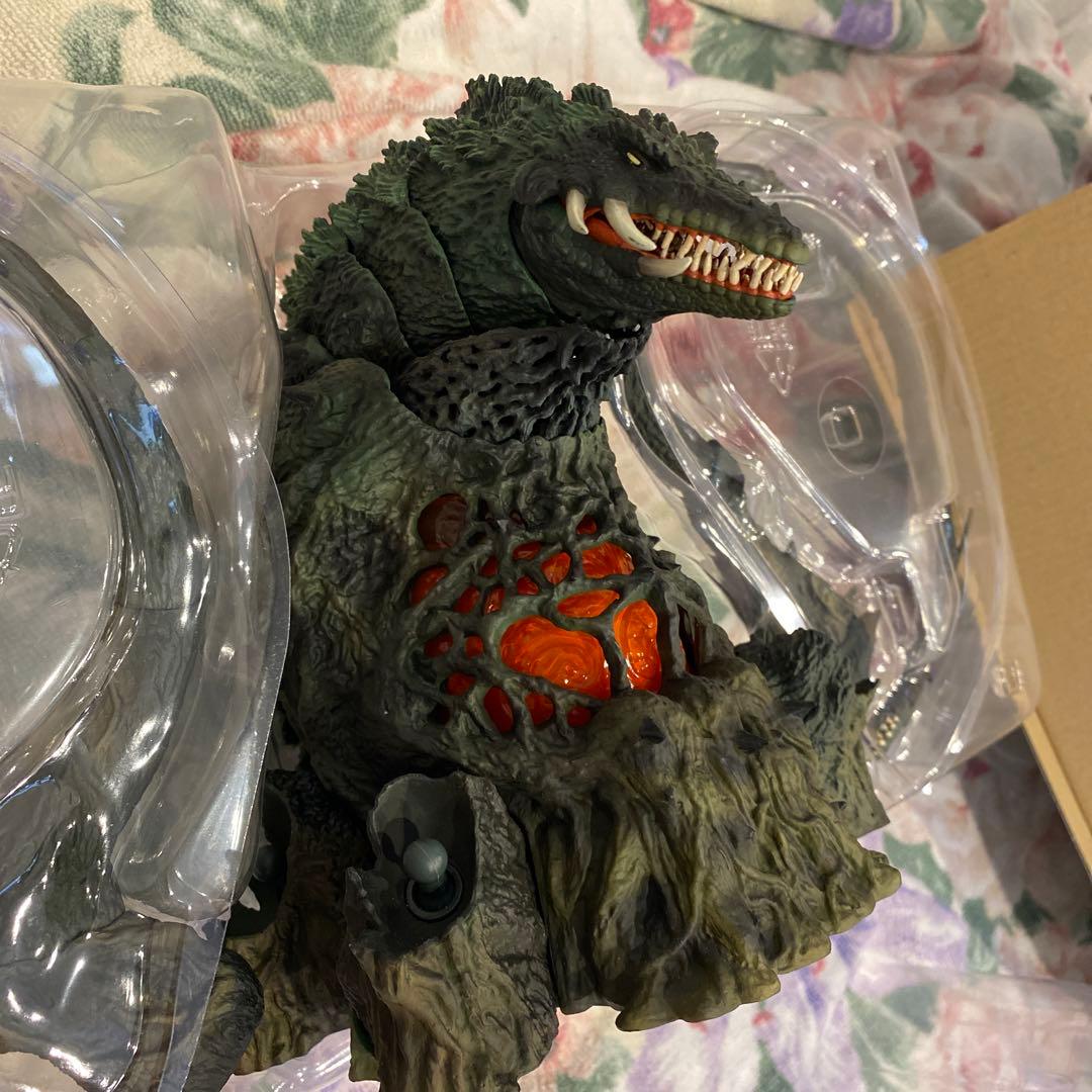 S.H.MonsterArts ビオランテSpecial Color Ver.