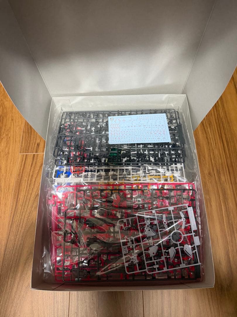 MG ナラティブガンダム\" Ver.Ka\" B装備拡張パーツセット　未組み立て