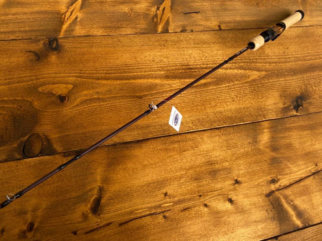 トラウトロッド　パックロッド　ベイトロッド　渓流釣り　天然木グリップ　源流