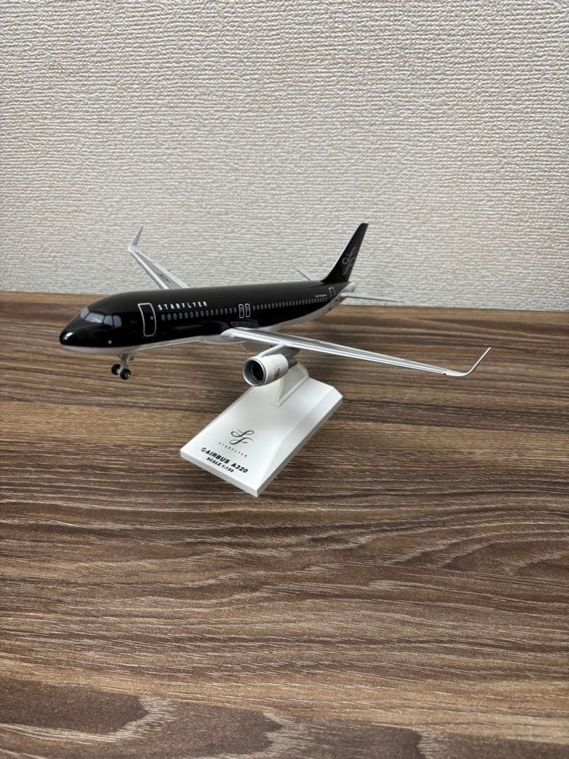 スターフライヤー　AIRBUS　A320　模型　飛行機　1/150