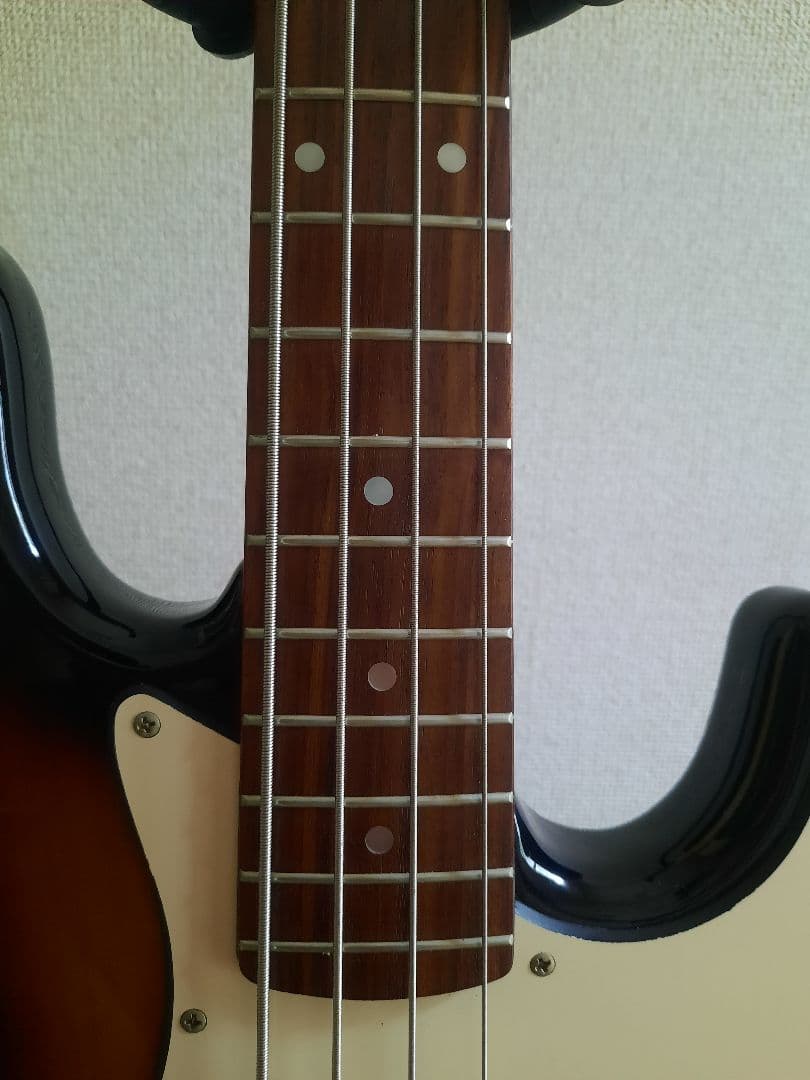 Squier Jazz Bass サンバースト