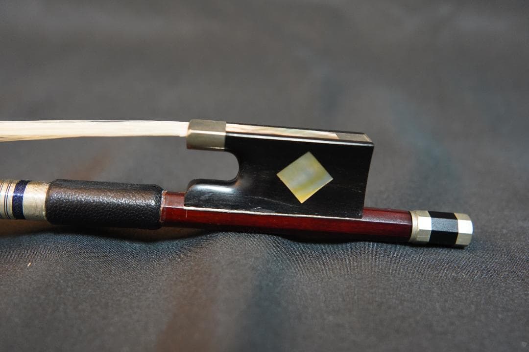 ペーパームーン様　バイオリン　フェルナンブーコ　弓　4/4　シルバー＆シルク