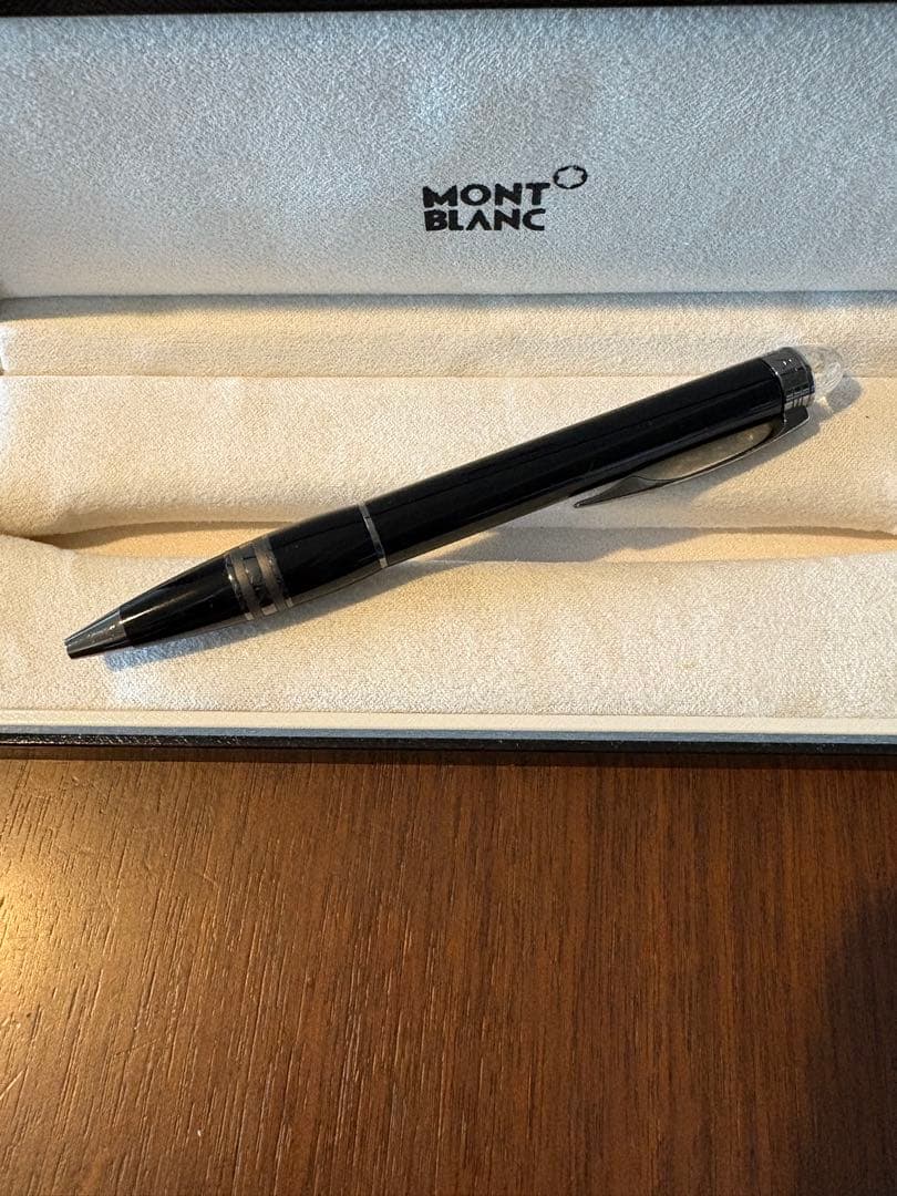 MONTBLANC ブラックボールペン 専用ケース付き