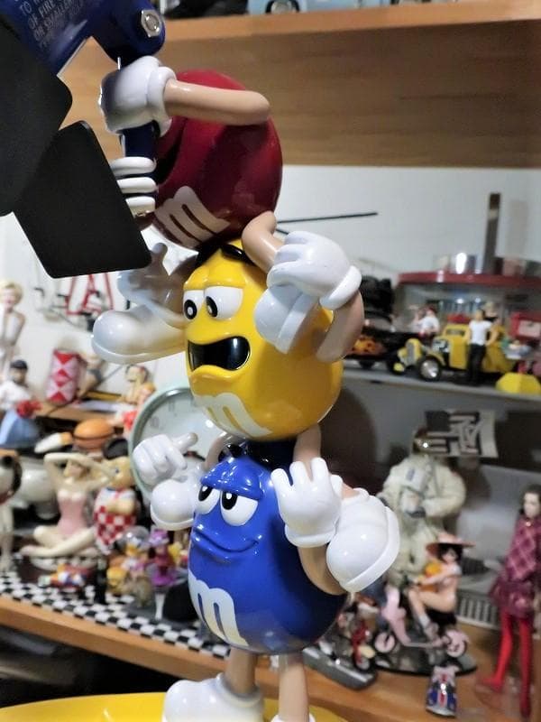 絶版★m&m's エムアンドエムズ ３人肩車 ライト ユニークでかわいらしい♪