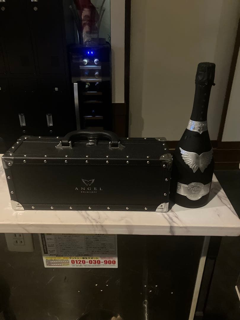 ANGEL ブラックシャンパン 専用ケース付き