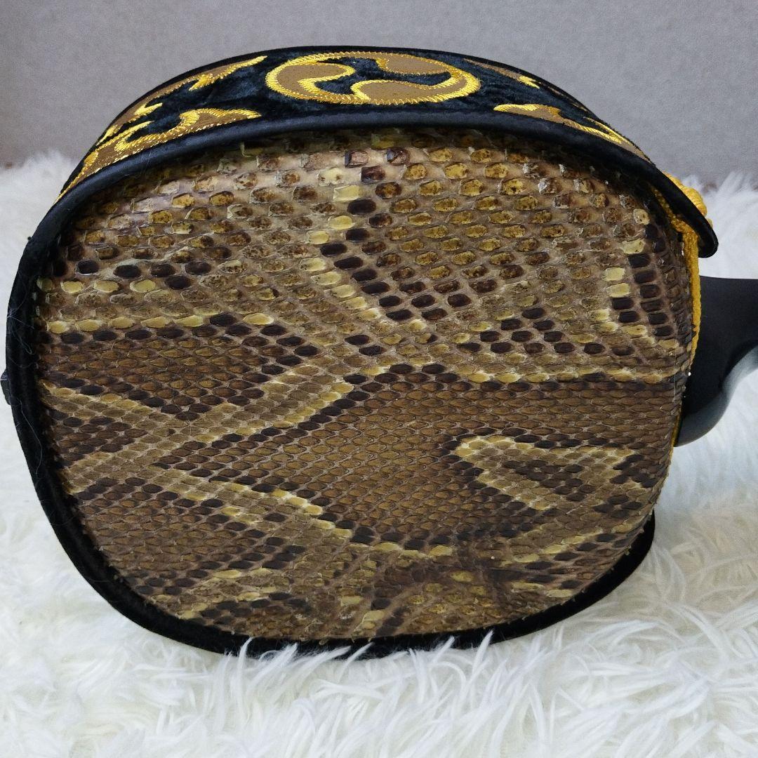 沖縄三線 本皮 三線 沖縄 皮破れなし 蛇皮 本蛇革 琉球 和楽器 弦楽器