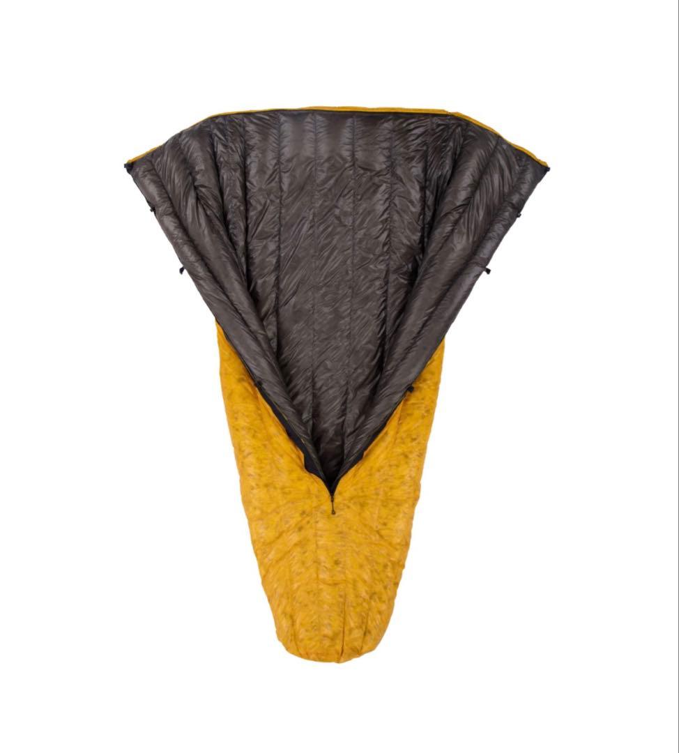 ENLIGHTENED EQUIPMENT スリーピングキルト950FP