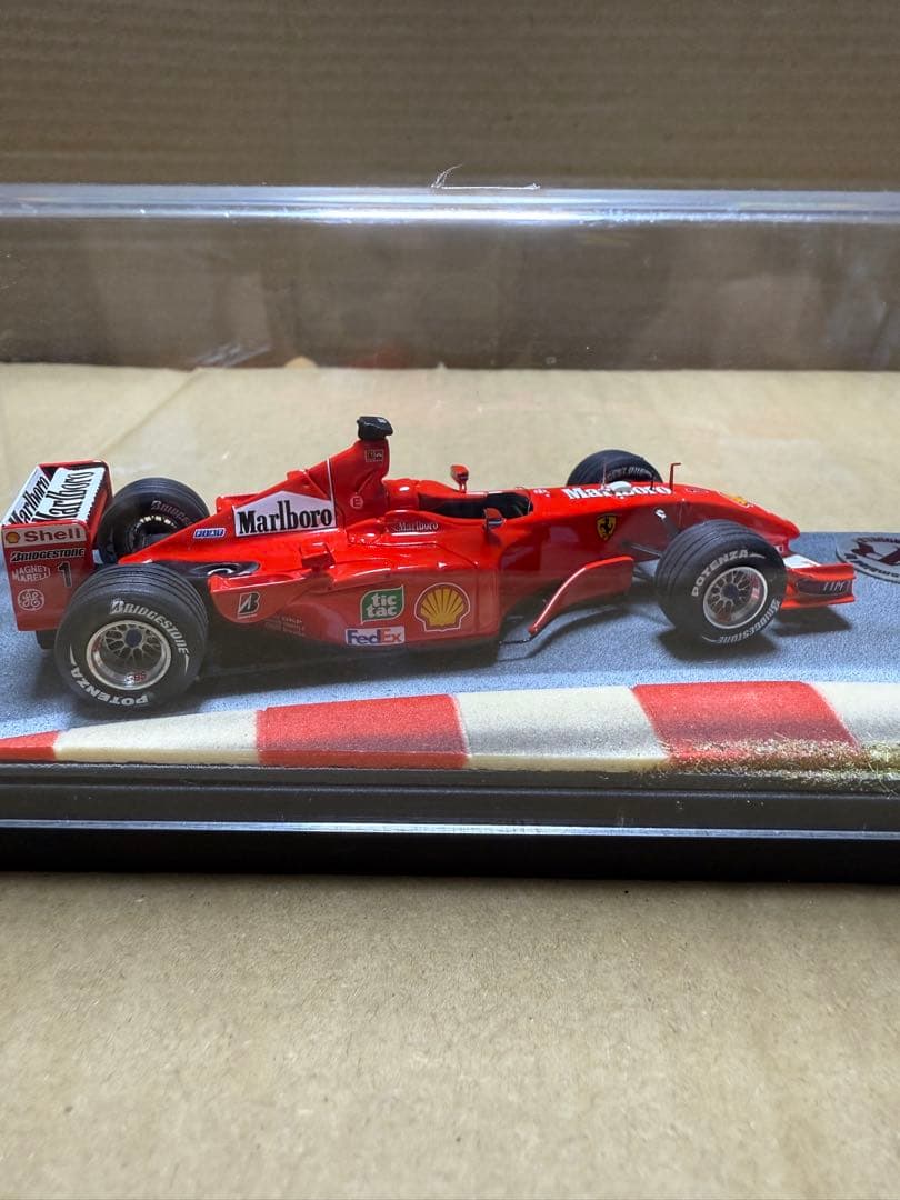 1/43 F1 MRコレクションフェラーリF2001
