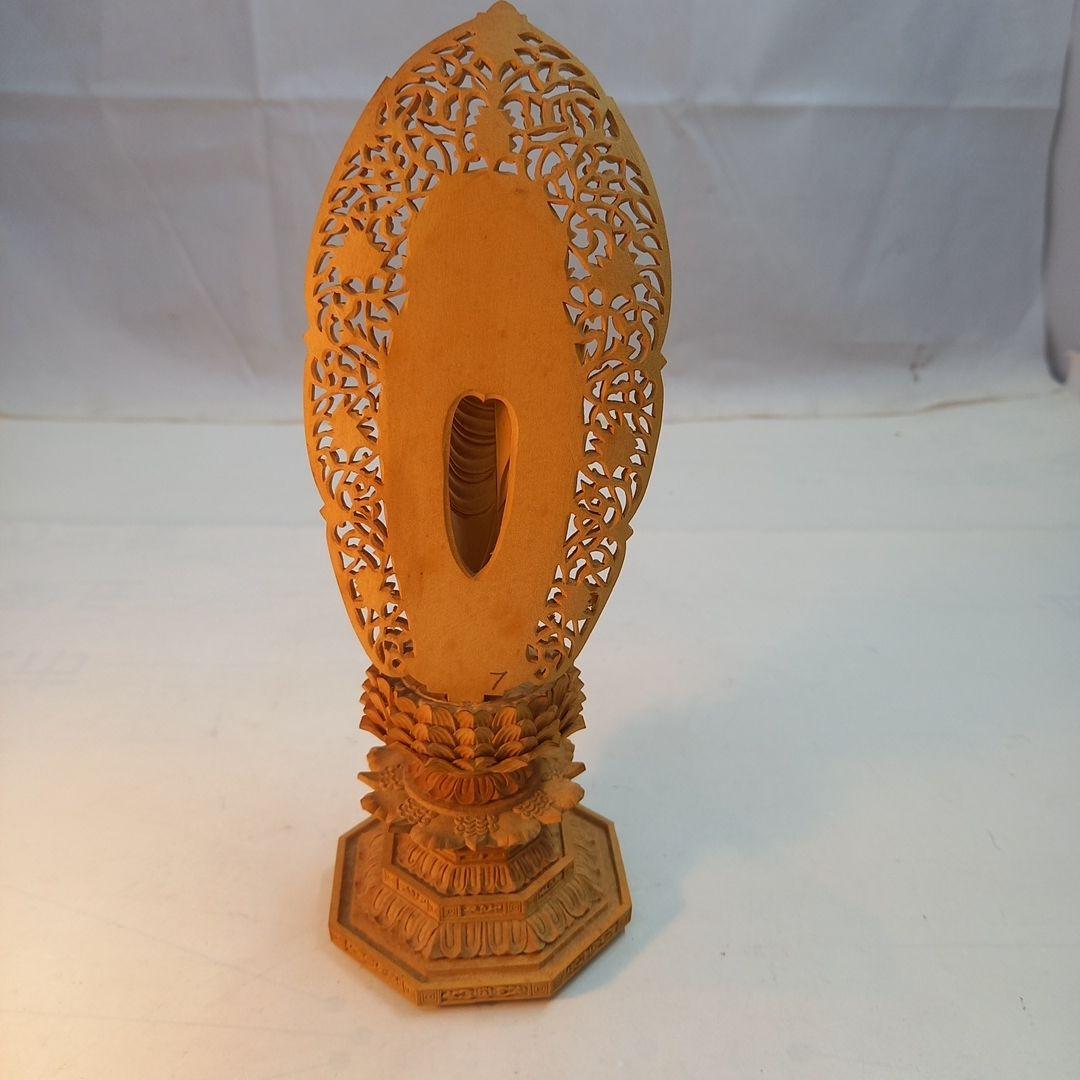 木彫の仏像　阿弥陀如来(あみだにょらい)　立像