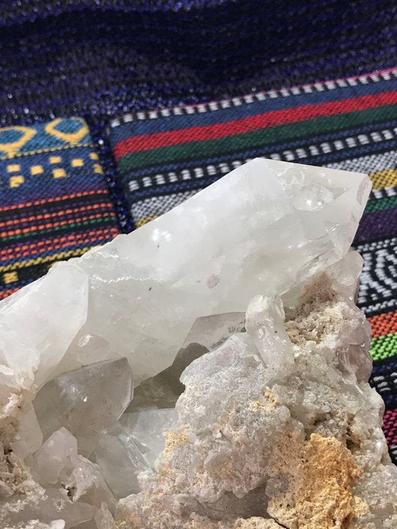 《SHOP》約1.8kg【マダガスカル産/水晶/クラスター】原石[⑧D20