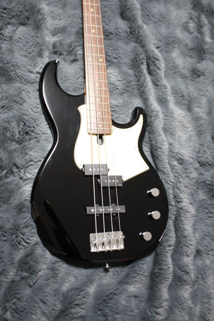 ベース YAMAHA BB434 Black
