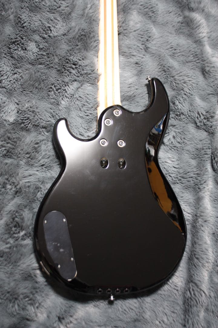 ベース YAMAHA BB434 Black