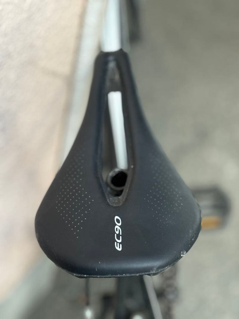 ロードバイク 相場がわからないため大幅値下げ可能希望金額コメントください