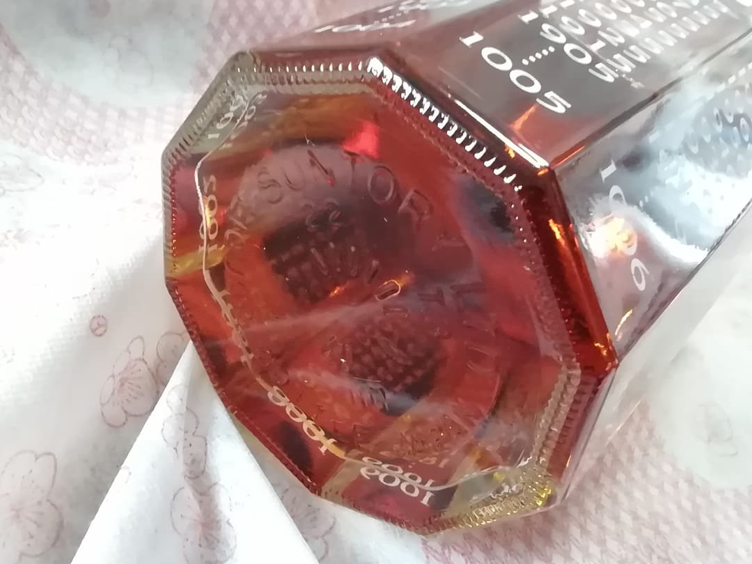 サントリー　ウィスキー　ミレニアム　古酒　15年