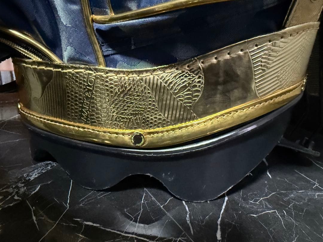 MARK & LONA 迷彩柄キャディバッグ　国内正規品 超人気カラーです！