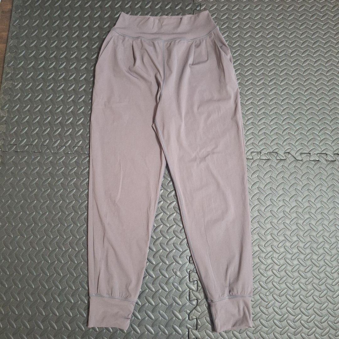 チャコット ヨガパンツ3本＋レギンスの4本セット