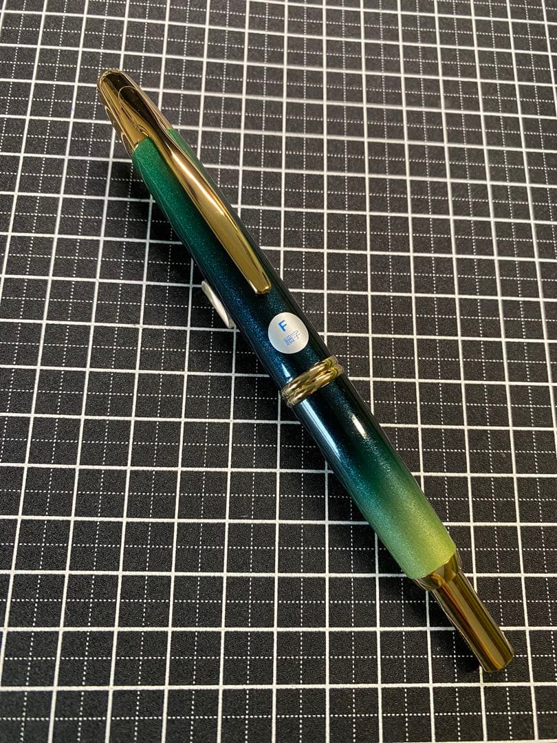 PILOT CAPLESS Bamboo-Forest 万年筆　字幅F