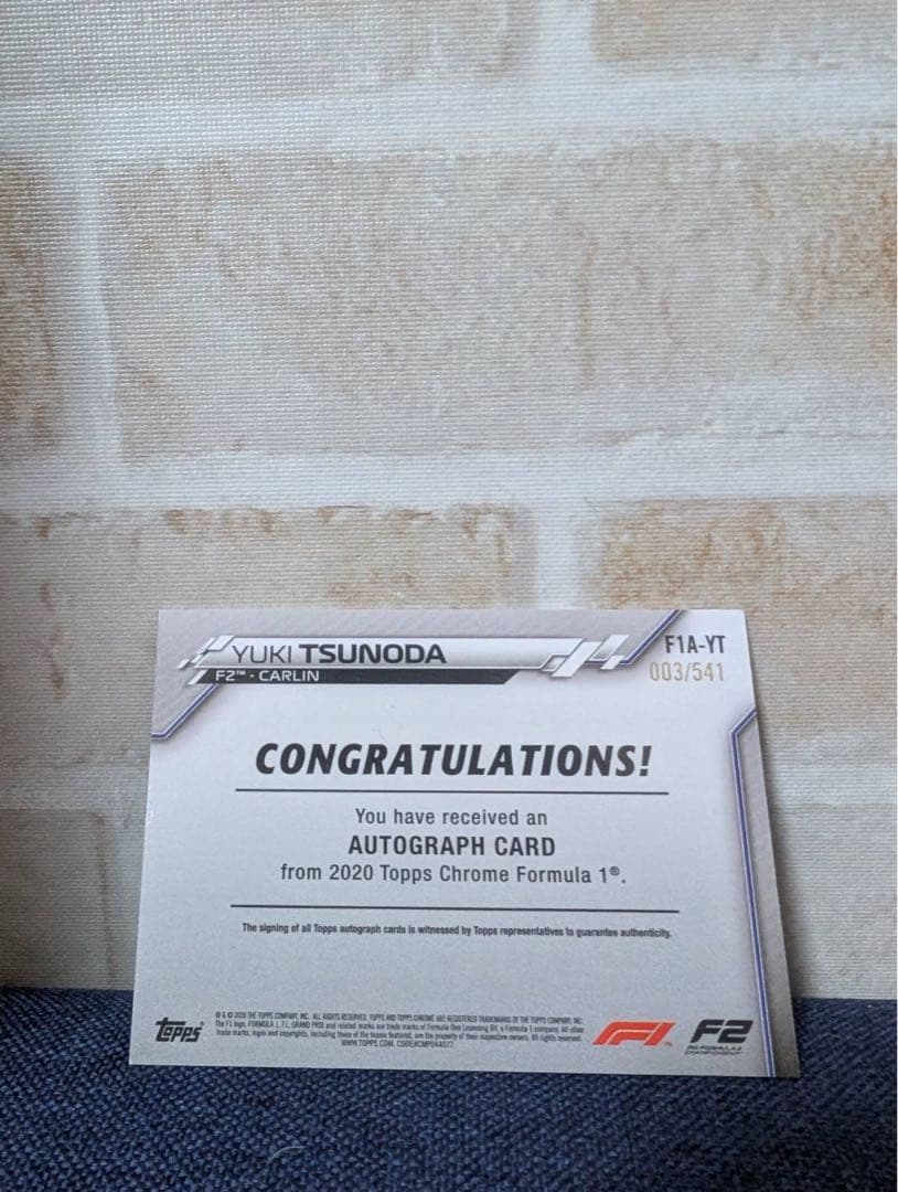 角田裕毅　topps ルーキー　直筆サインカード　シリアル1桁台