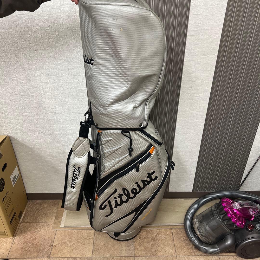 Titleist シルバー キャディバッグ