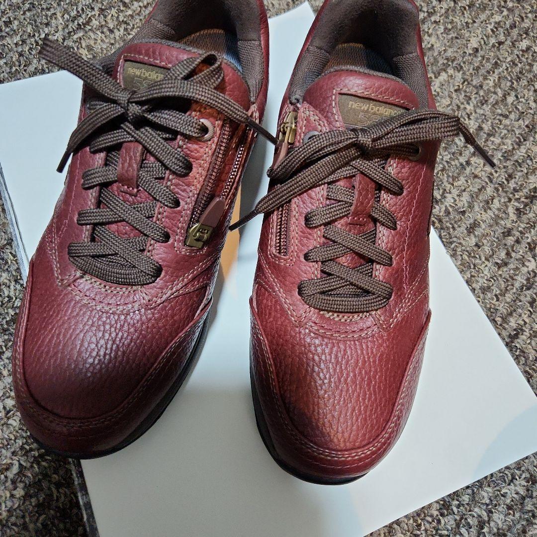 ニューバランス　本革シューズ24.5