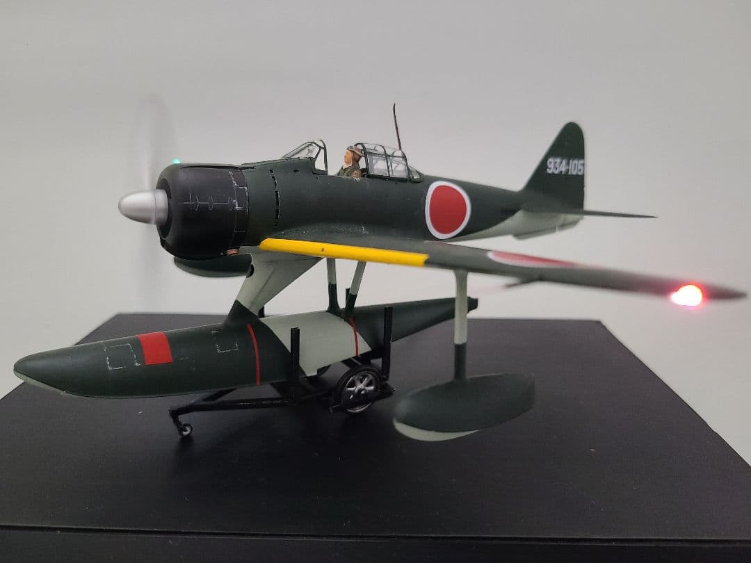 日本海軍二式水上戦闘機 タミヤ1/48完成品