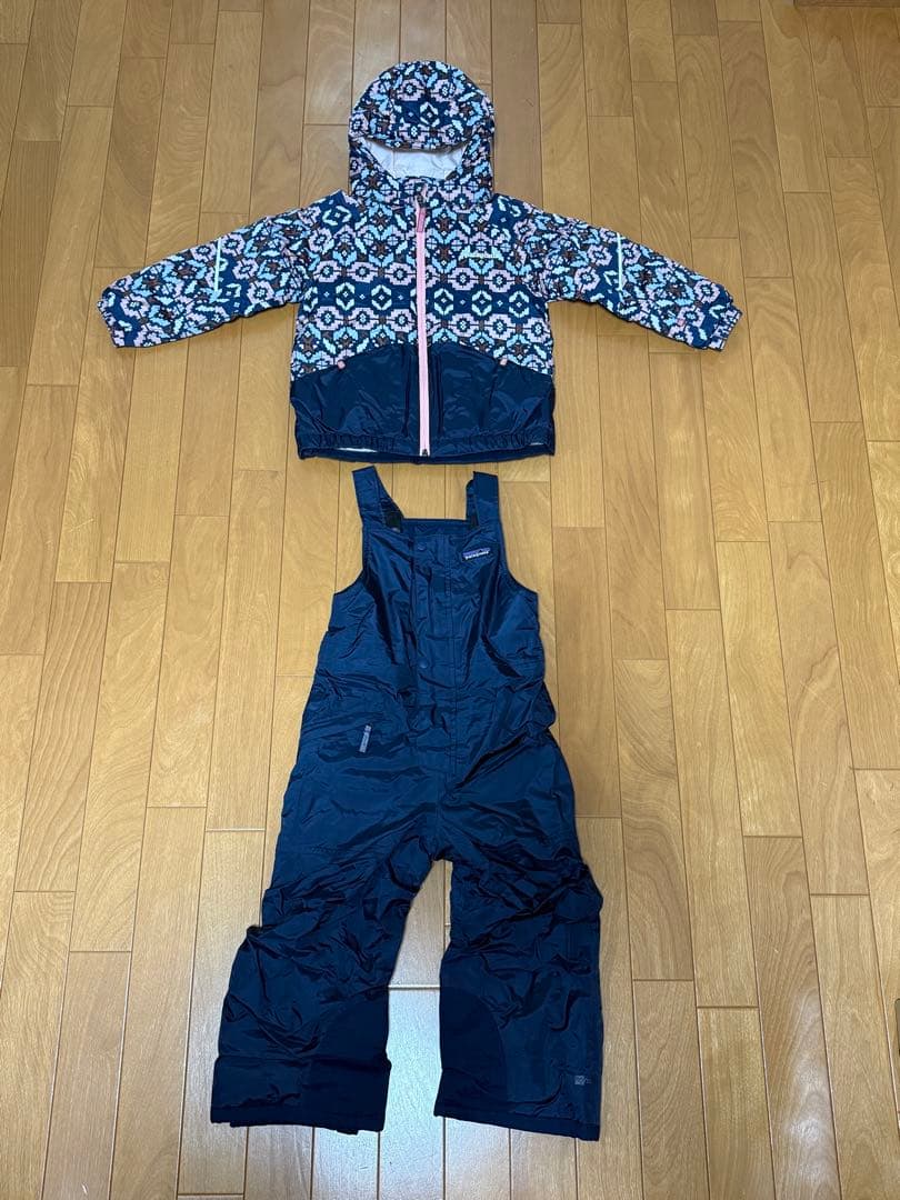 【tatsu】patagonia スノーウェア　4T（子供用）