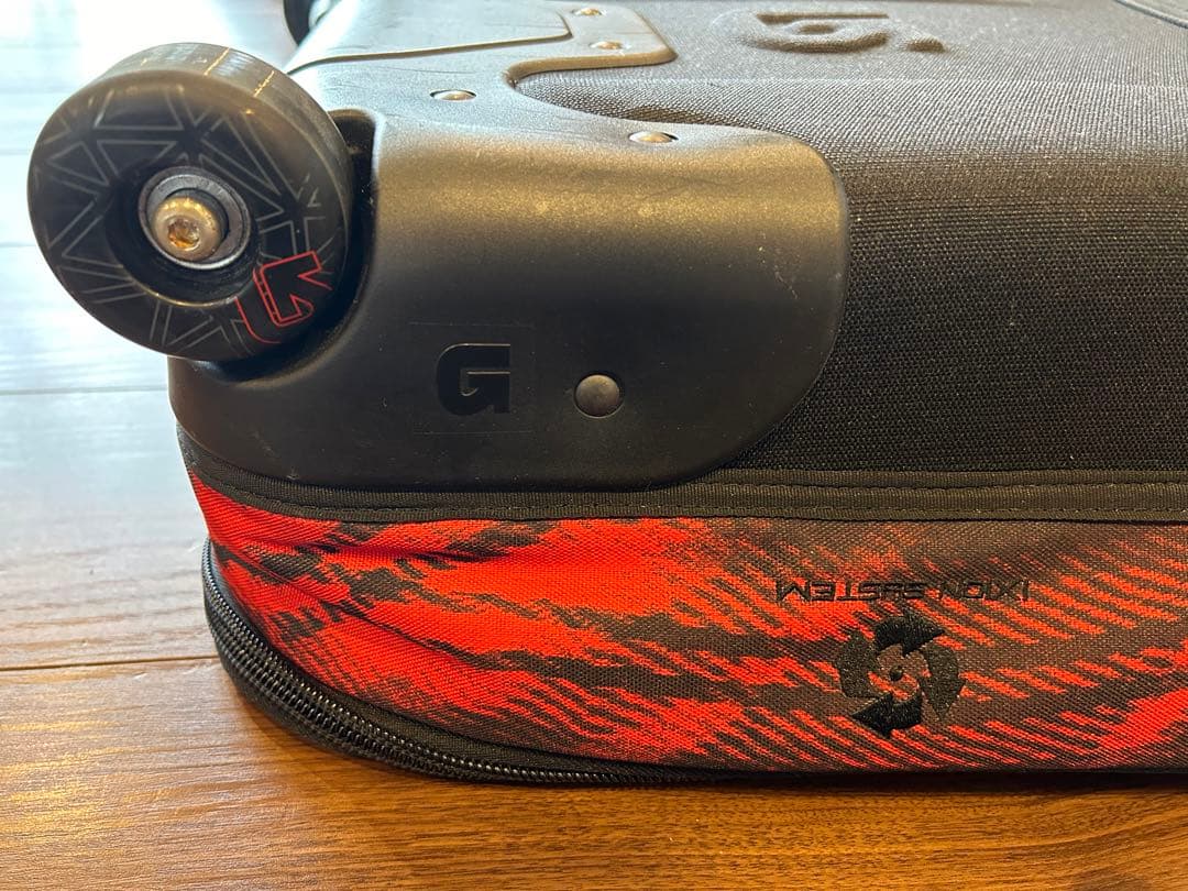 【美品】Burton スノーボードバッグ156キャスター付き 値下しました！