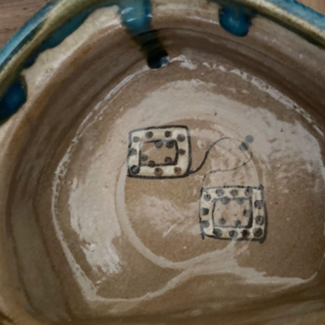 鳴海織部　踏形茶碗　茶道具