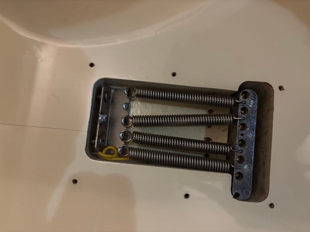 fernandes 石ロゴFST-85 ハードケース　フェルナンデス