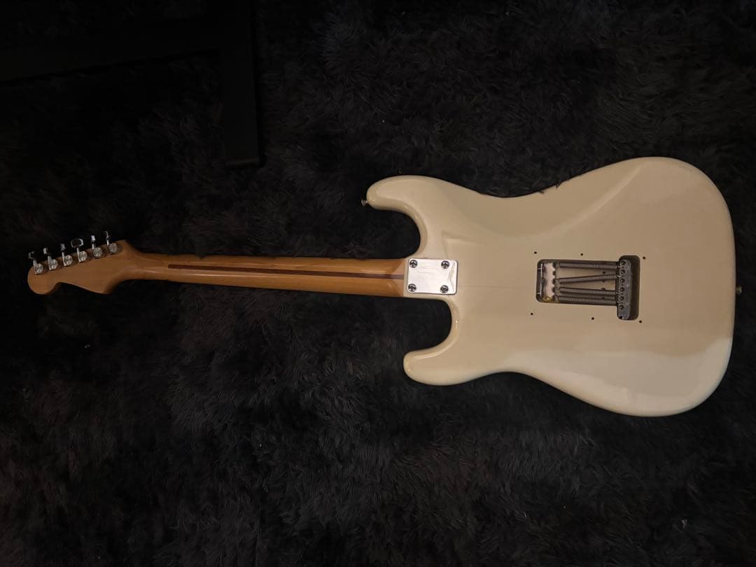 fernandes 石ロゴFST-85 ハードケース　フェルナンデス